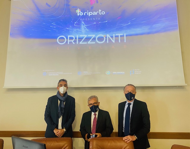 Tornano i talkers di "Io Riparto" con "Orizzonti 2022":  live lab per promuovere la cultura del digitale.